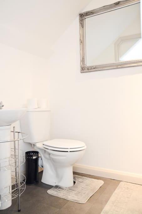 Modern Attic Studio Apartment With Harbour Views Penzance Ngoại thất bức ảnh